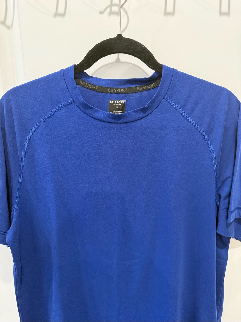 Men's Banana Republic Sport Tee (Medium)